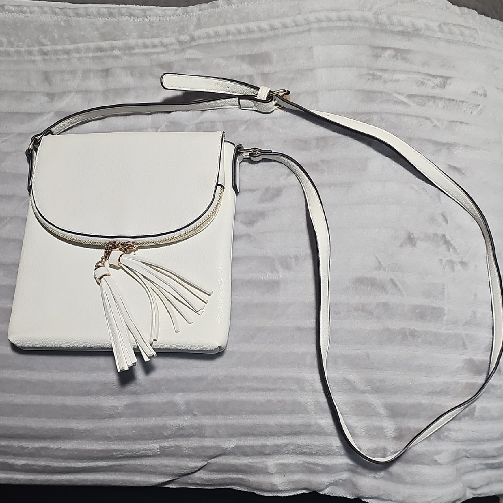 Elegant White Crossbody Bag
